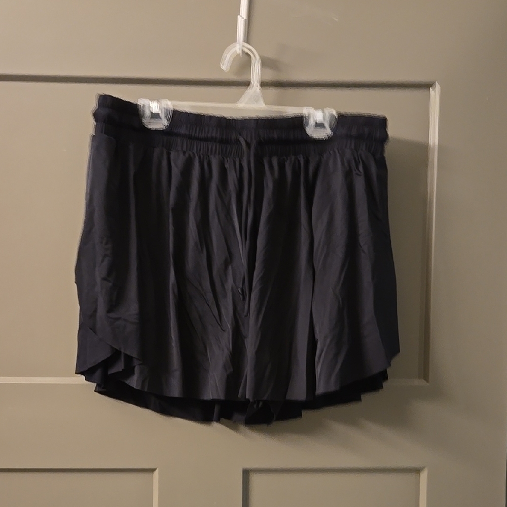 CVG Flowy shorts